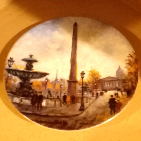 La Place de la Concorde Collector Plate - Picture 4 of 9
